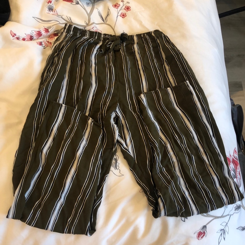 XS-S Stripped Breathable Cropped Pants